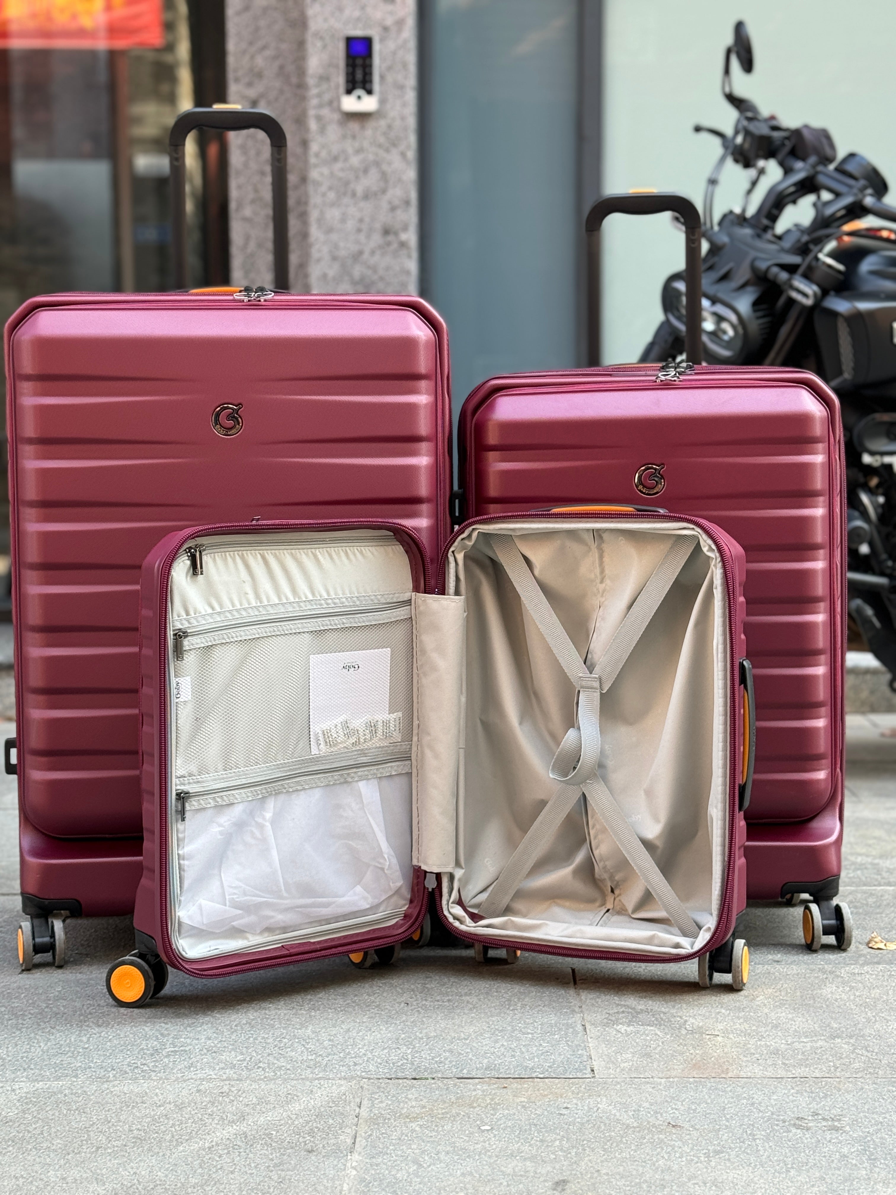 Goby London Titan Luggage